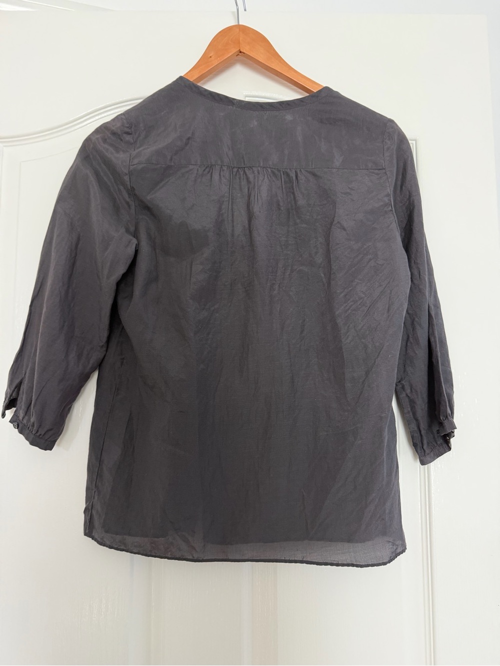 J. Crew Gray Ruffle V-Neck Button-Front Blouse - Picture 3 of 4